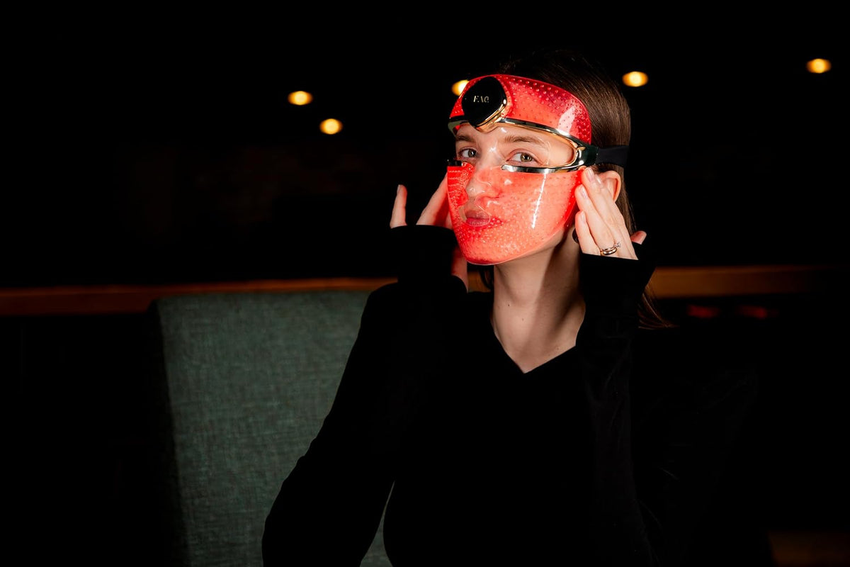 FAQ 202 LED-Gesichtsmaske + FAQ Glass Skin Kollagenmasken-Set, 5 Stk.