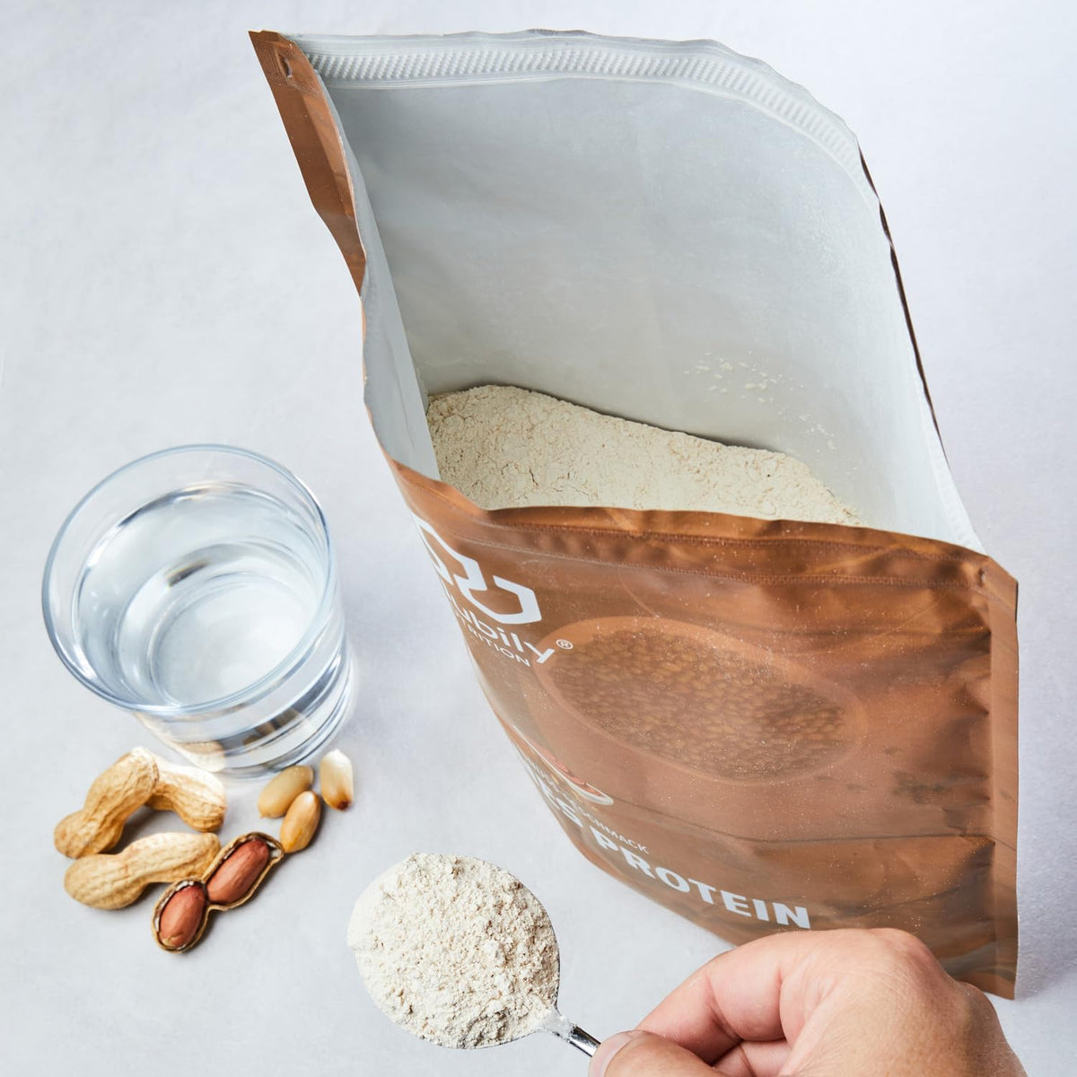 edubily® Veganes Proteinpulver - Mit Reisprotein und Erbsenprotein - Hoher Eiweißgehalt - Ohne Zucker • Mit Stevia • Laborgeprüftes Eiweißpulver (750 g, Erdbeere)